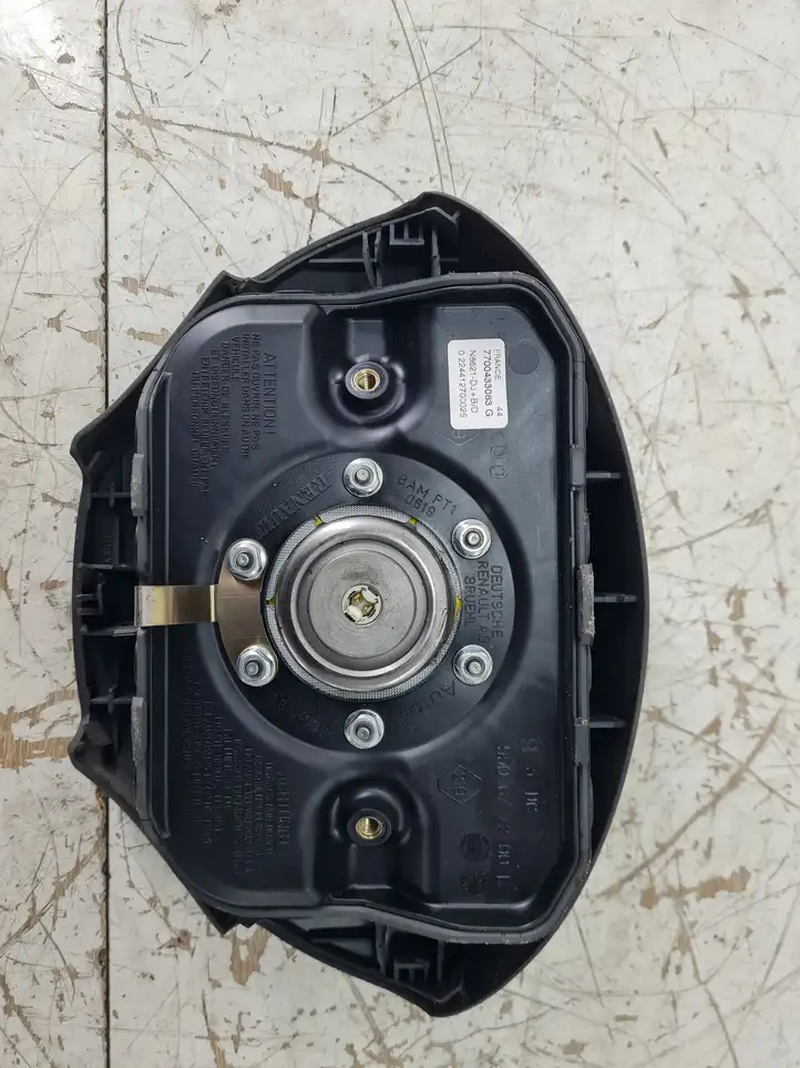 Renault Scenic I (1996 - 2003) 7700433083G Подушка безопасности руля — фото 2