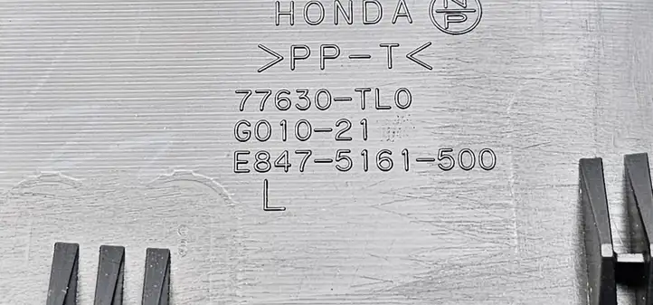 Honda Accord (2008 - 2016) G01021 Боковой воздушный дефлектор — фото 2