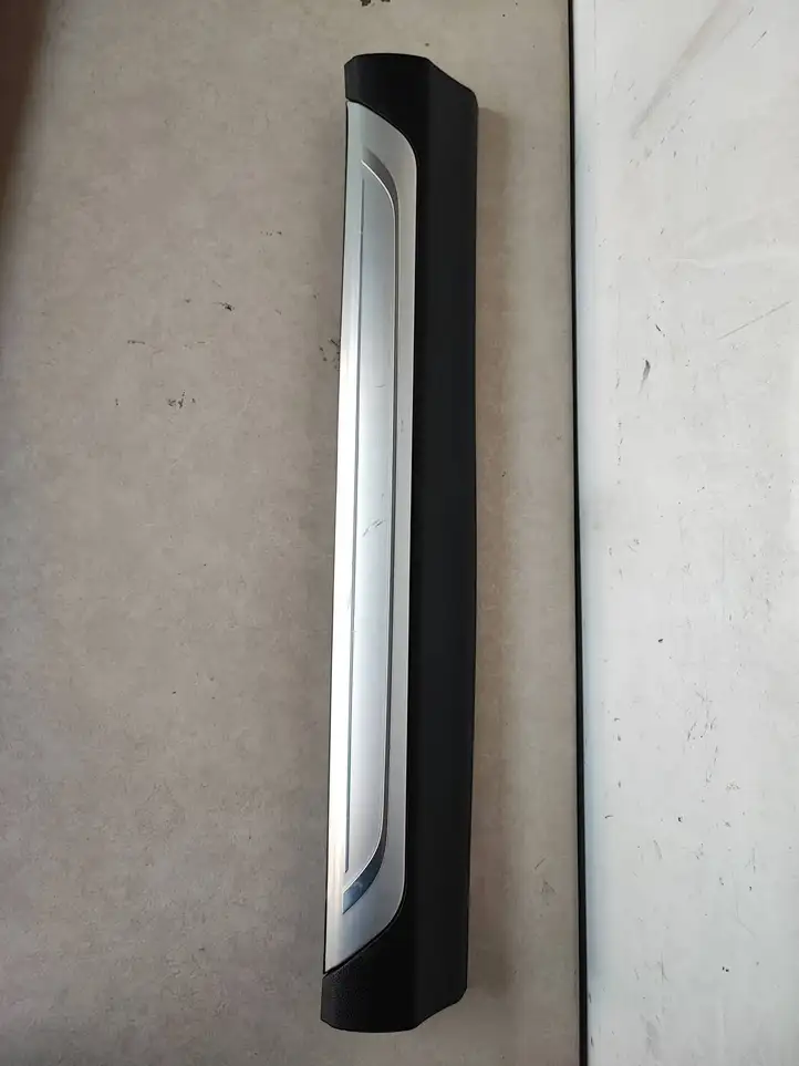 BMW 7 G11 G12 (2015 - 2022) 7390769 Внутренняя отделка переднего порога — фото 1