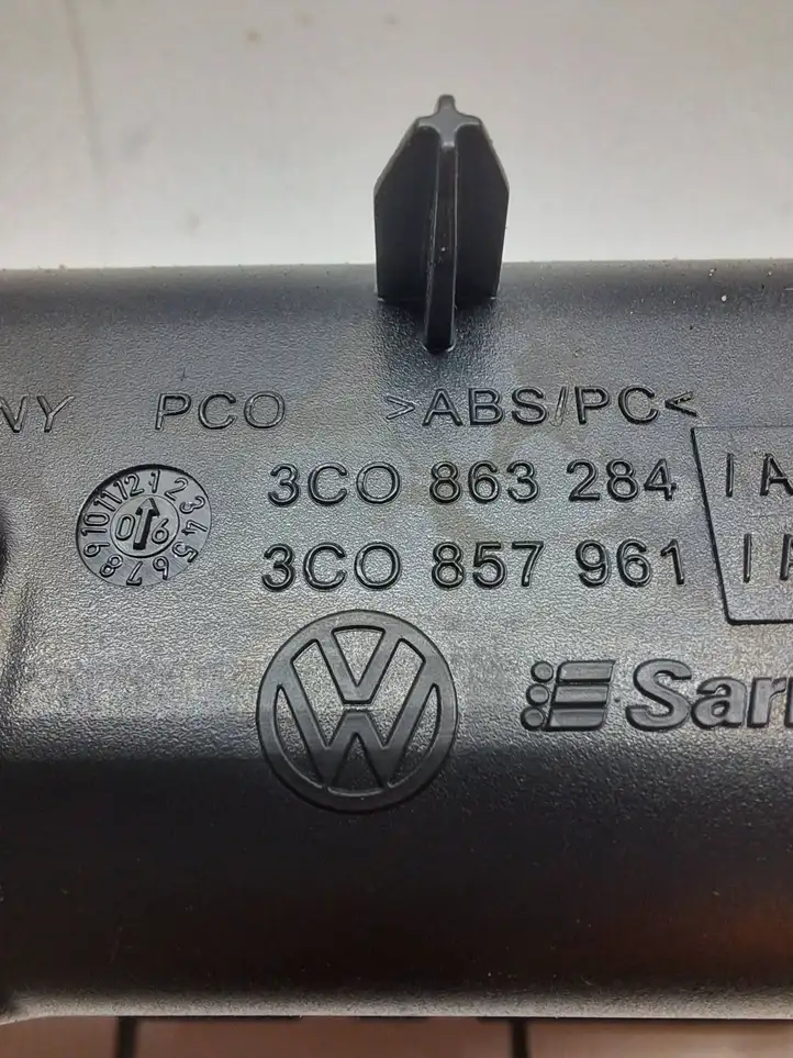 Volkswagen PASSAT B6 (2005 - 2010) 3C0863284 Передняя пепельница — фото 4