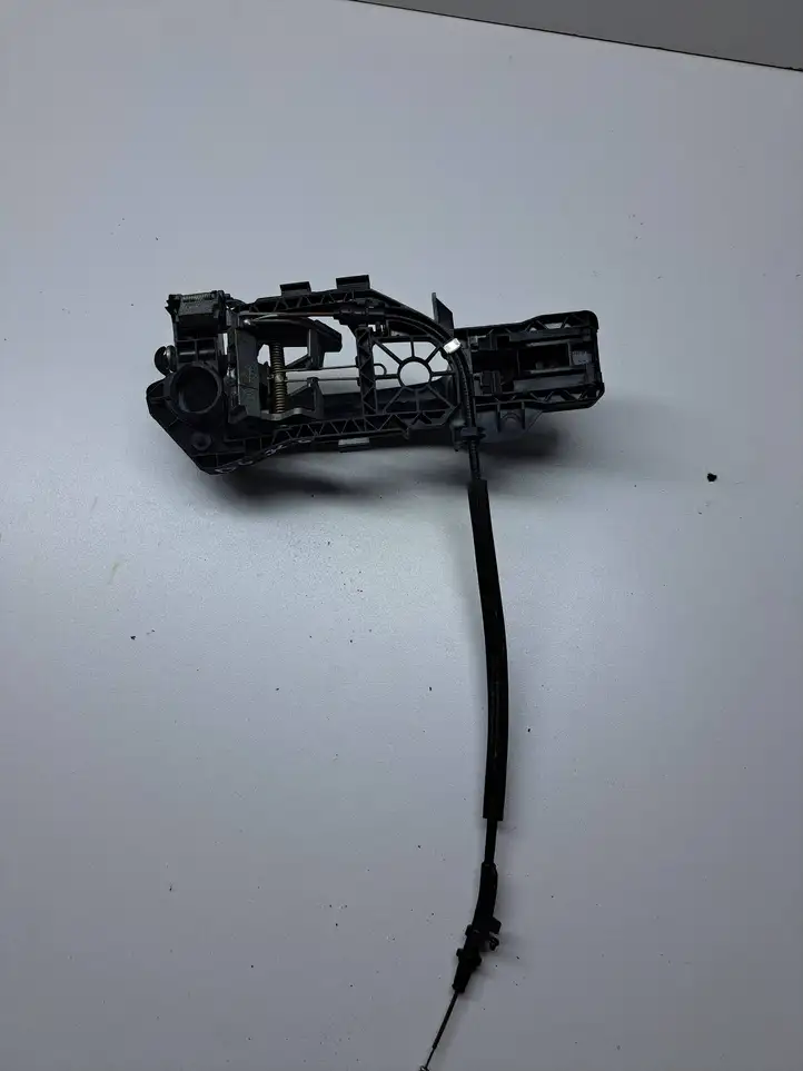 Volkswagen PASSAT B6 (2005 - 2010) 3C0837885G Наружная ручка задней двери — фото 2