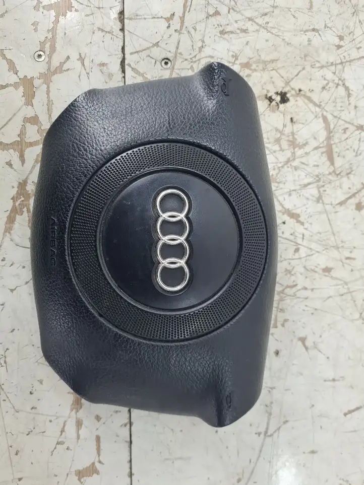 Audi A4 S4 B5 8D (1999 - 2001) Подушка безопасности руля — фото 1