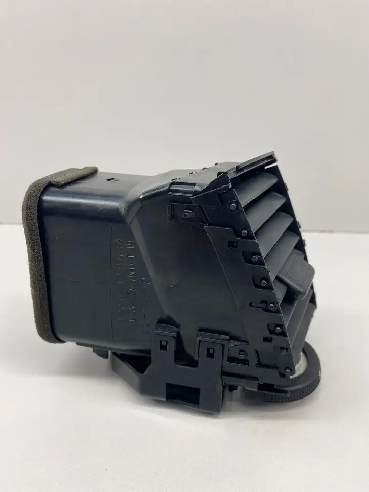 Toyota Land Cruiser (J120) (2002 - 2009) 6556440030 Боковой воздушный дефлектор — фото 2