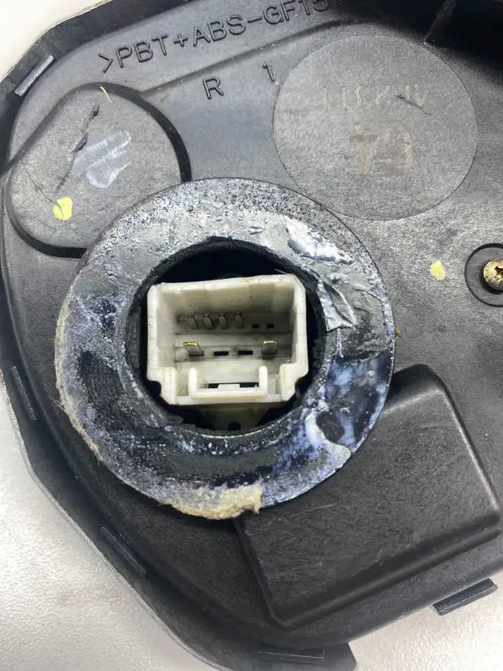 Toyota Land Cruiser (J120) (2002 - 2009) 4F2311 Замок ручки двери — фото 7