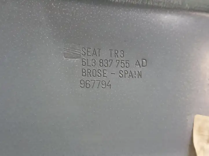 Seat Ibiza III (6L) (2002 - 2008) 6L3837751CJ Стеклоподъемник передней двери — фото 3