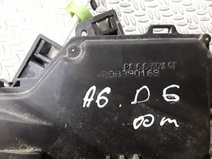 Audi A6 S6 C5 4B (1997 - 2001) 4B0839016B Замок задней двери — фото 2