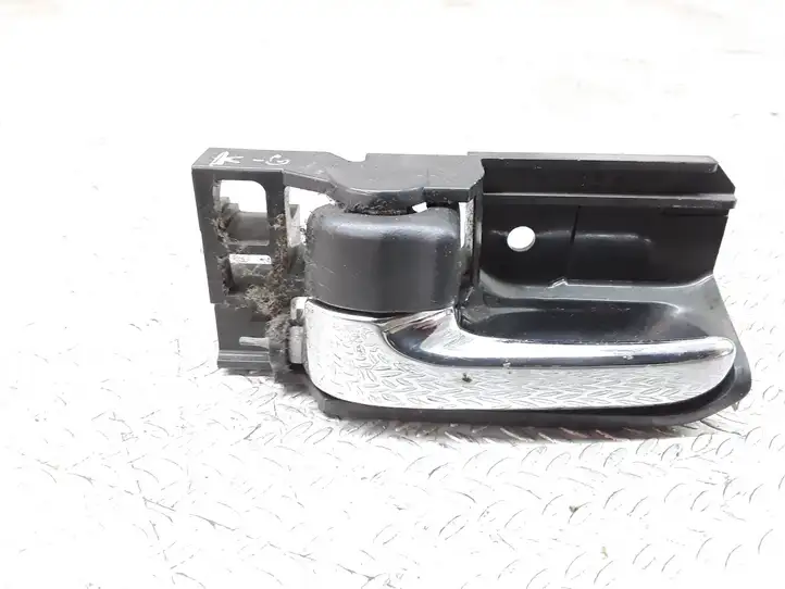 Toyota Corolla Verso E121 (2001 - 2004) Внутренняя ручка задней двери — фото 1