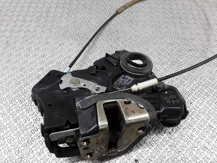 Toyota Corolla E120 E130 (2000 - 2004) Замок ручки двери — фото 3