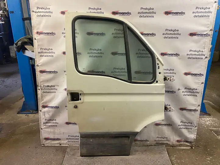 Iveco Daily Daily 30.8 - 9 (1995 - 2008) Передняя дверь — фото 1