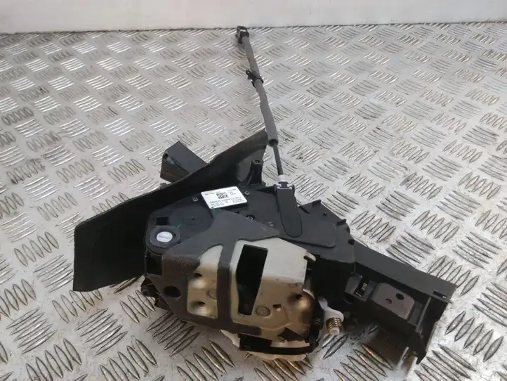 Ford Focus (2015 - 2019) BM5AA26413BG Замок задней двери — фото 1