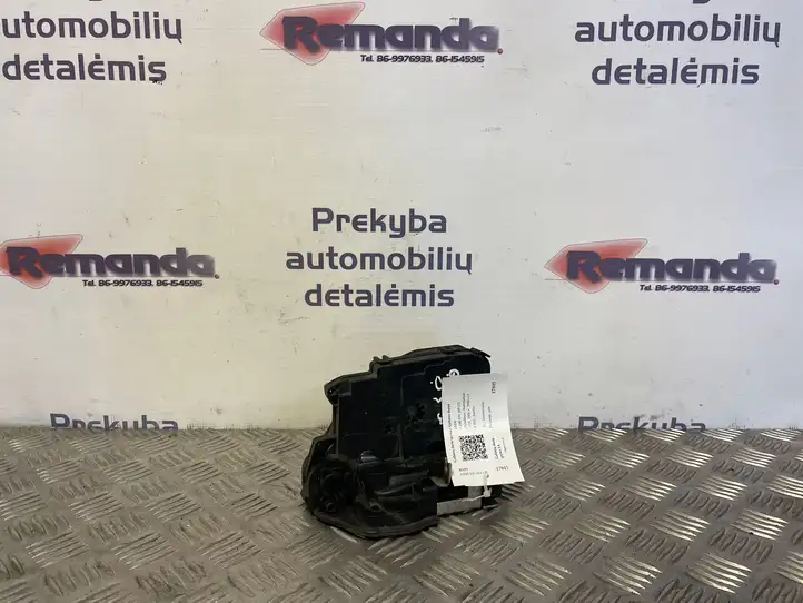 BMW 3 E90 E91 (2005 - 2012) Замок задней двери — фото 1