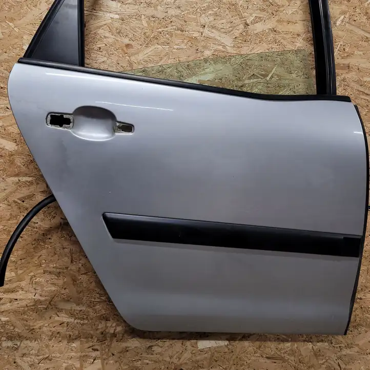 Citroen C4 I Picasso (2006 - 2013) Задняя дверь — фото 2