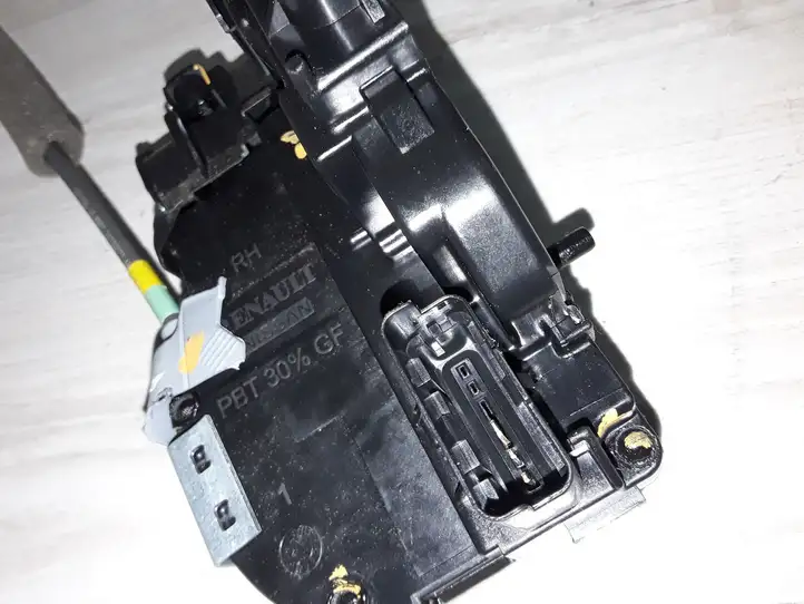 Nissan Juke I F15 (2010 - 2018) X12CRRCS Замок задней двери — фото 2