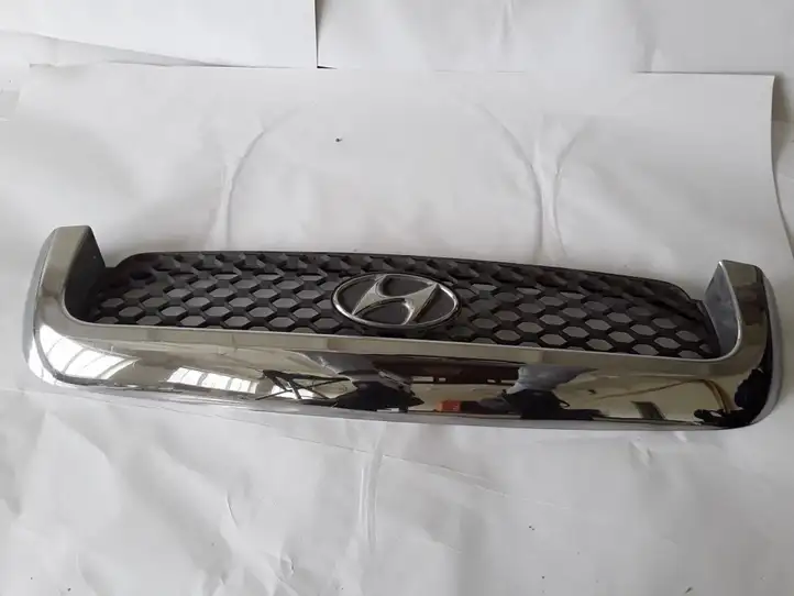 Hyundai Santa Fe (2000 - 2005) 8635226900 Передняя решетка — фото 1