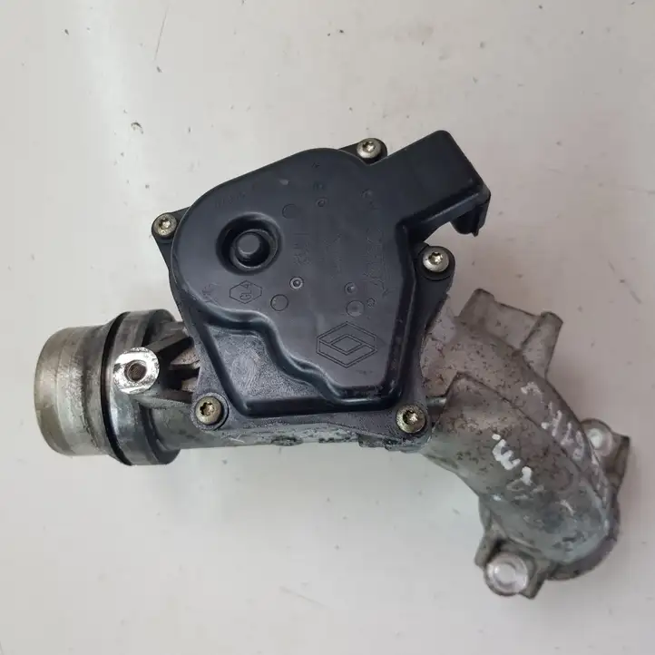 Nissan Juke I F15 (2010 - 2018) 8200614985 Дроссельная заслонка — фото 1
