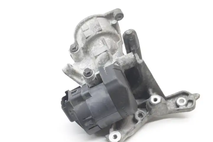 Volvo V70 (2007 - 2013) 9656392880 Кронштейн насоса ГУР — фото 3