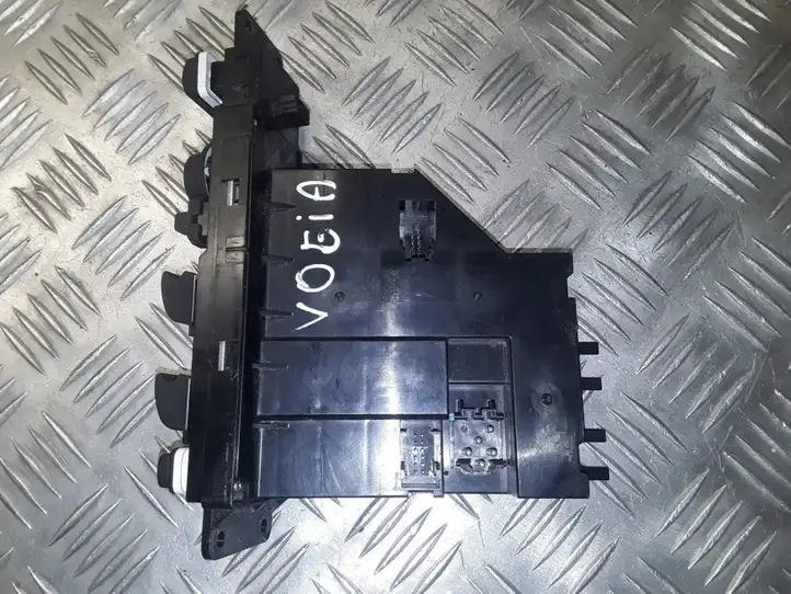 Land Rover Range Rover Sport L320 (2005 - 2009) YUD000301PUY Блок кнопок стеклоподъемников — фото 2