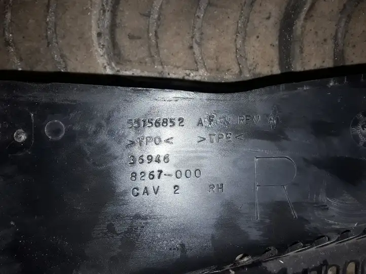 Jeep Grand Cherokee (WK) (2004 - 2010) 55156852 Жабо стеклоочистителей — фото 3
