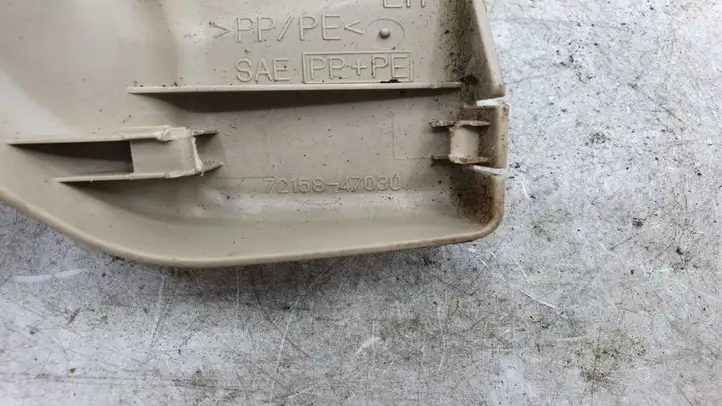 Toyota Prius (XW20) (2003 - 2009) 7215847030 Прочие детали салона — фото 2