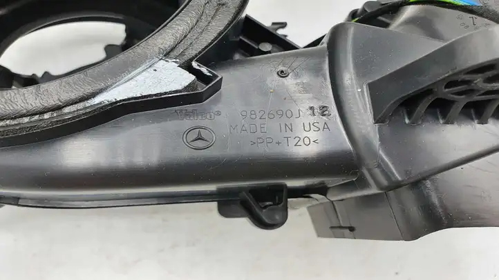 Mercedes-Benz ML W164 (2005 - 2011) A164830000322157 Прочие детали салона — фото 2
