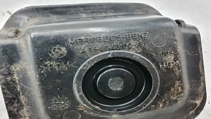 Mercedes-Benz ML W164 (2005 - 2011) A1647430229 Прочие детали салона — фото 3