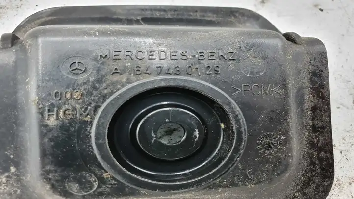 Mercedes-Benz ML W164 (2005 - 2011) A1647430129 Прочие детали салона — фото 3