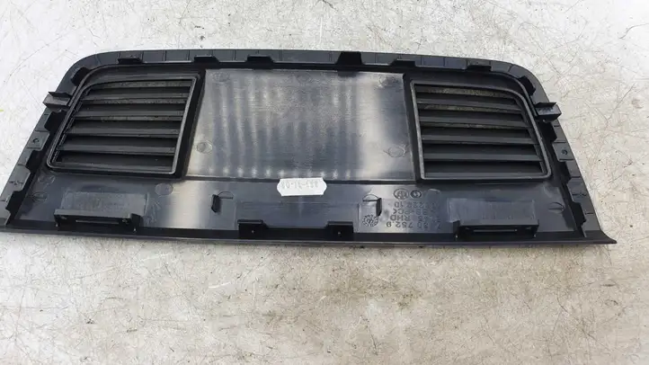 BMW 3 E90 E91 (2005 - 2012) 71307589 Прочие детали салона — фото 3