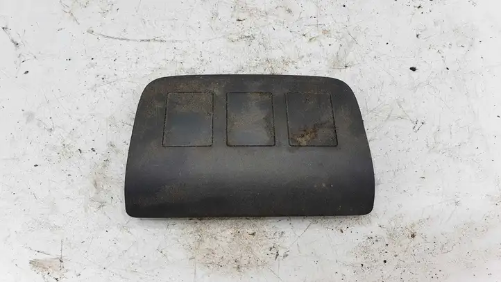Toyota Corolla Verso E121 (2001 - 2004) 588210F010 Прочие детали салона — фото 1