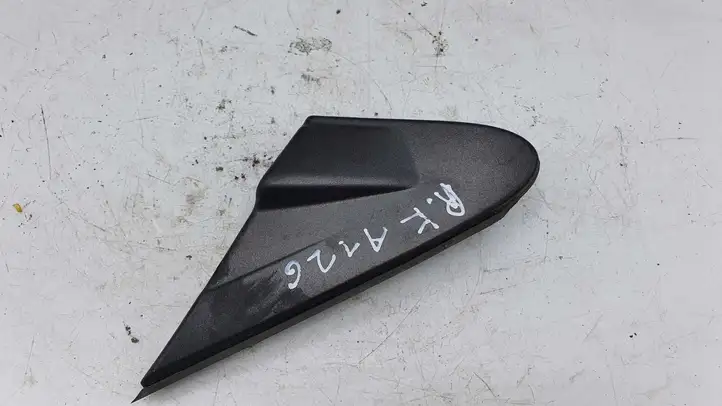 Mitsubishi Space Star (1998 - 2005) Прочие детали салона — фото 1