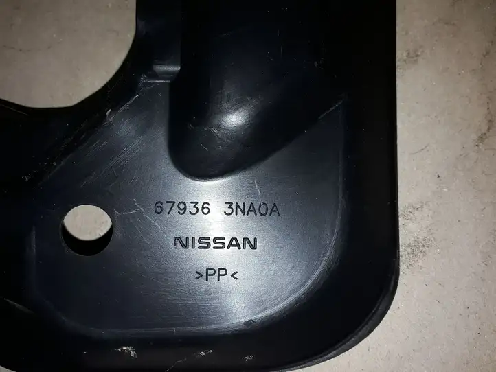 Nissan Leaf I (ZE0) (2010 - 2017) 679363NA0A Прочие детали салона — фото 3