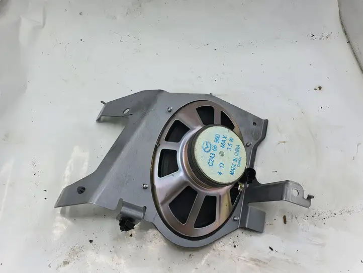 Mazda 5 (2005 - 2010) C24366960 Динамики задних дверей — фото 2