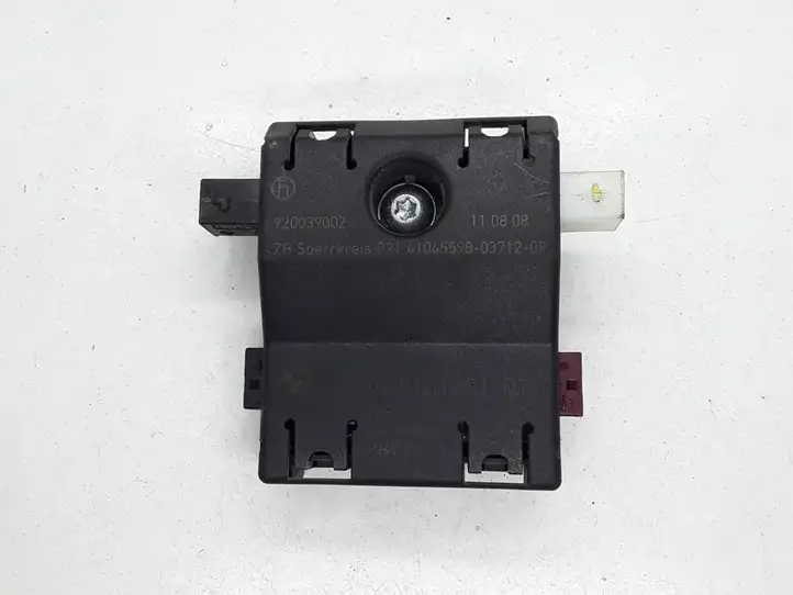 BMW X5 E70 (2006 - 2013) 6520914149101 Усилитель антенны — фото 1