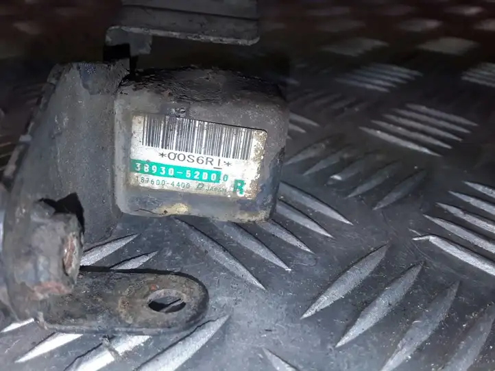 Suzuki Grand Vitara I (1998 - 2005) 3893052D00 Датчик удара SRS — фото 4