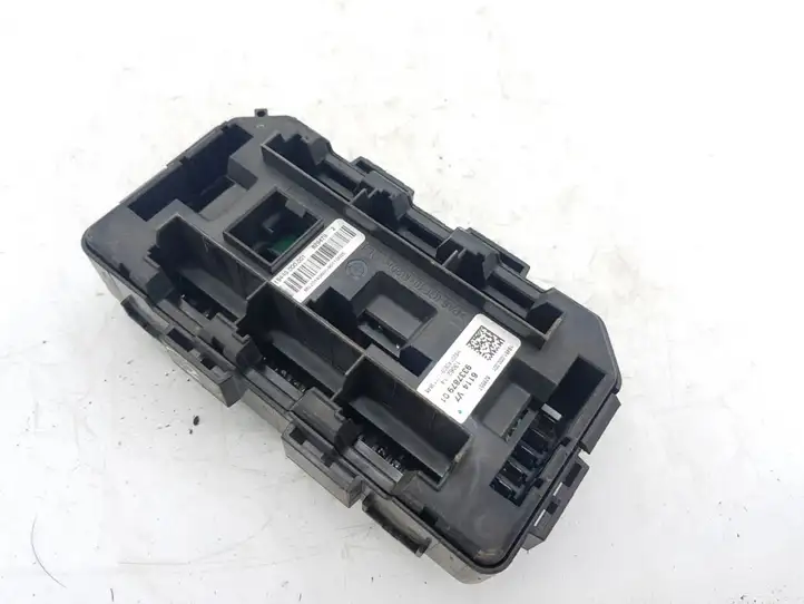 BMW 3 F30 F35 F31 (2012 - 2018) 933787901 Блок предохранителей — фото 2