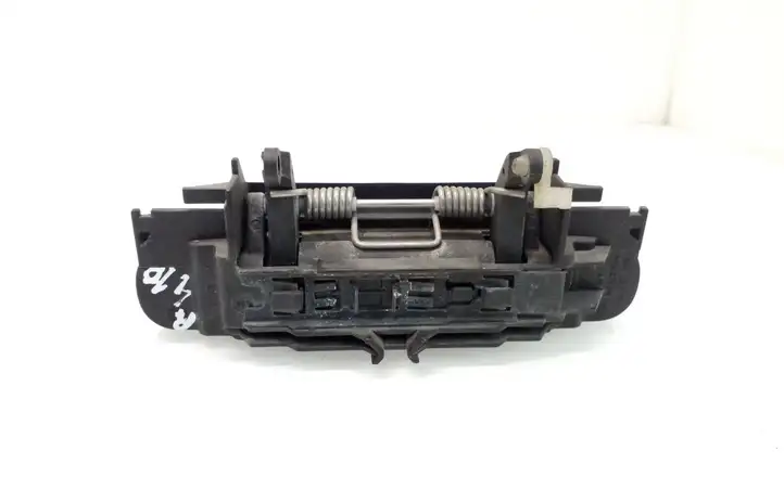 Audi A3/S3 8L (2000 - 2003) 4B0839885 Наружная ручка двери — фото 4