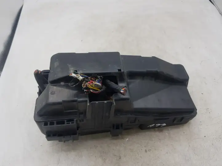 Honda Accord (2003 - 2007) Блок предохранителей — фото 2