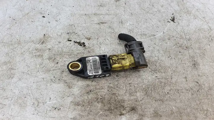 Toyota Corolla Verso E121 (2004 - 2007) 891730F010 Датчик удара SRS — фото 1