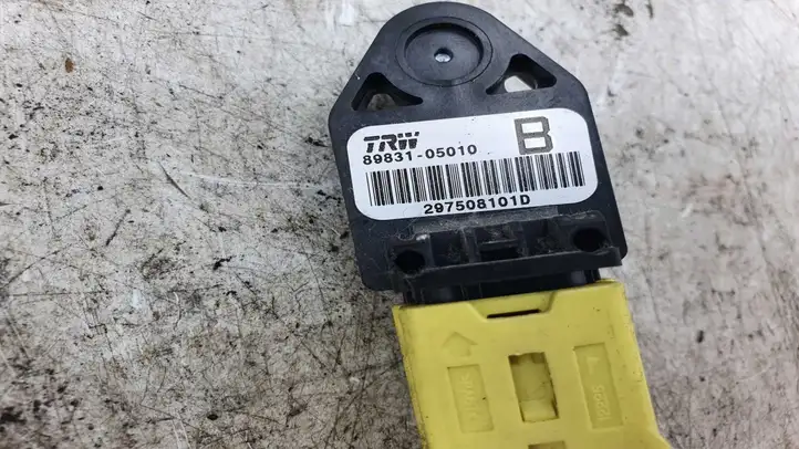 Toyota Corolla Verso AR10 (2004 - 2009) 8983105010 Датчик удара SRS — фото 3