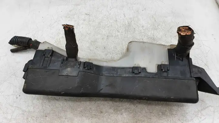 Toyota Corolla Verso AR10 (2004 - 2009) Блок предохранителей — фото 3