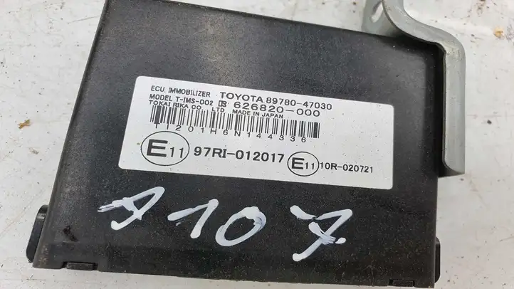 Toyota Prius (XW20) (2003 - 2009) 8978047030 Блок иммобилайзера — фото 3