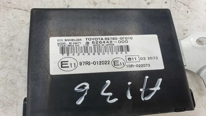 Toyota Corolla Verso AR10 (2004 - 2009) 897800F010 Блок иммобилайзера — фото 2