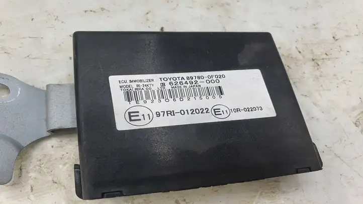 Toyota Corolla Verso E121 (2004 - 2007) 897800F020 Блок иммобилайзера — фото 2