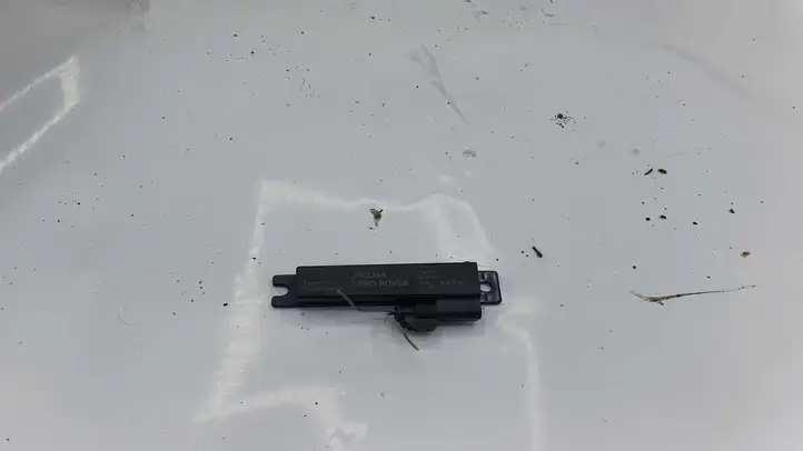 Land Rover Range Rover Sport (2009 - 2013)  5E08X0107 Блок управления антенной