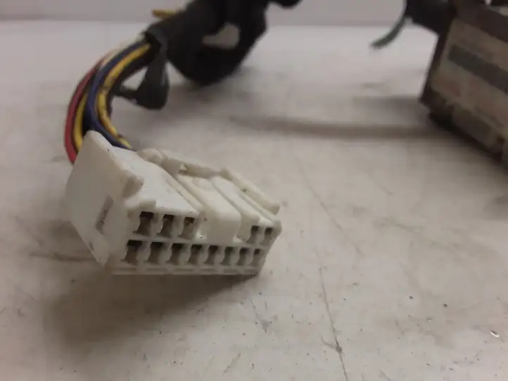 Toyota Avensis T250 (2006 - 2009)  PZ445E933002 Другие блоки управления / модули