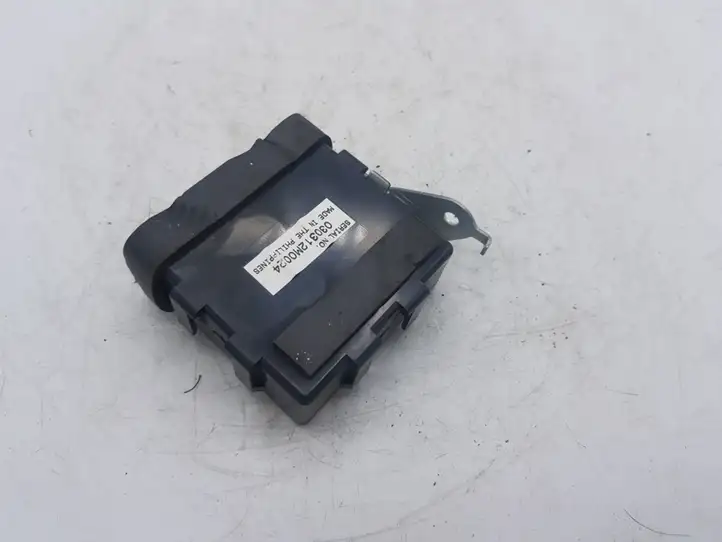 Toyota Land Cruiser (J120) (2002 - 2009) 8973060080 Прочие блоки управления — фото 3