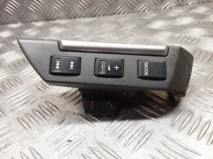 Land Rover Freelander 2 - LR2 (2006 - 2010) 5H2214K147GB Кнопки на рулевом колесе — фото 1