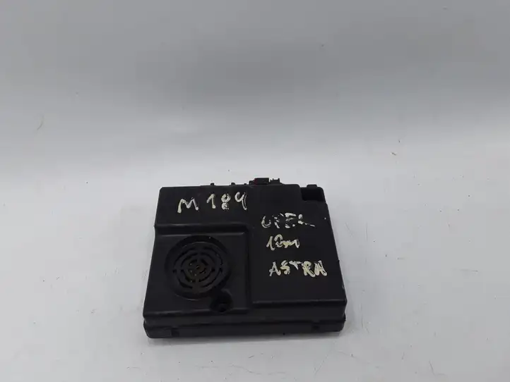 Opel Astra (2009 - 2012)  20911484 Другие блоки управления / модули