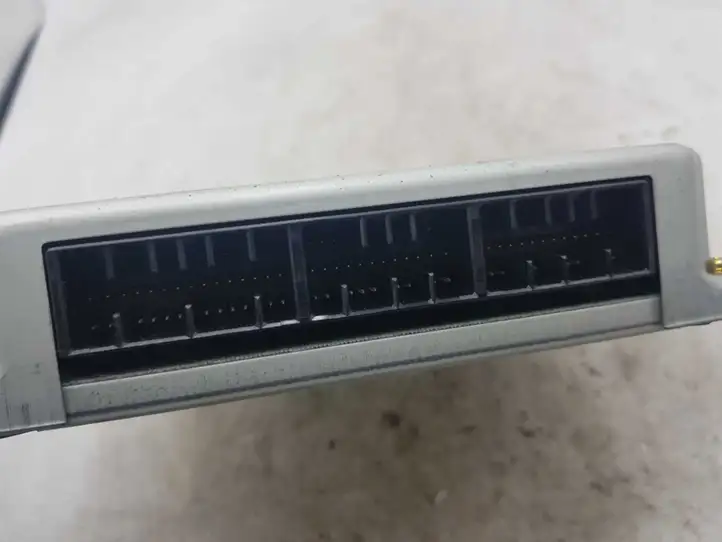 Subaru Legacy (1999 - 2003)  22611AE151 Блок управления двигателя