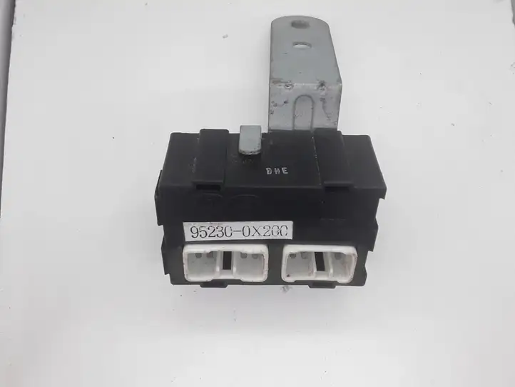 Hyundai i10 (2007 - 2012) 952300X200 Другое реле — фото 1