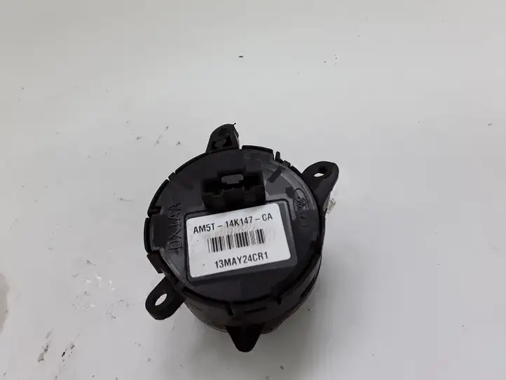 Ford Focus (2011 - 2015) AM5T14K147CA Кнопки на рулевом колесе — фото 3